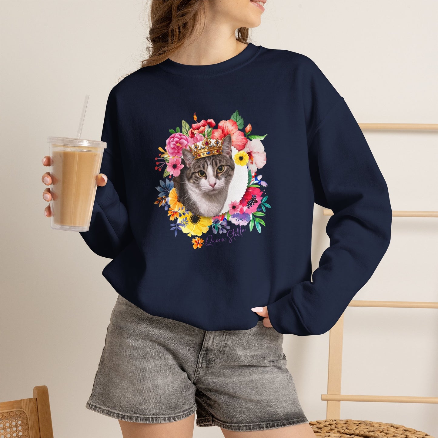 Queen Stella Floral Women's And Unisex Sweatshirt